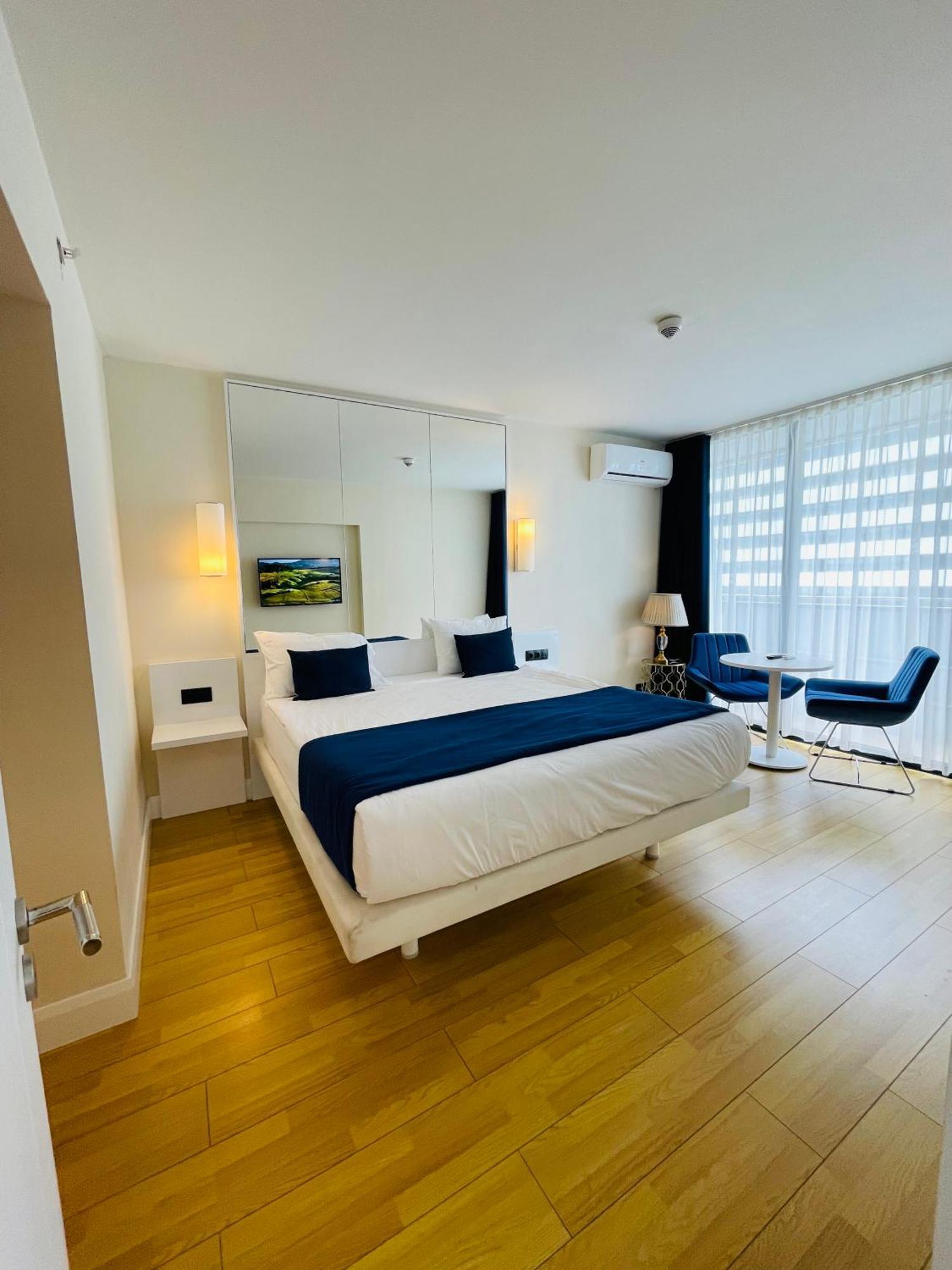 Luxury Batumi Hotel 外观 照片