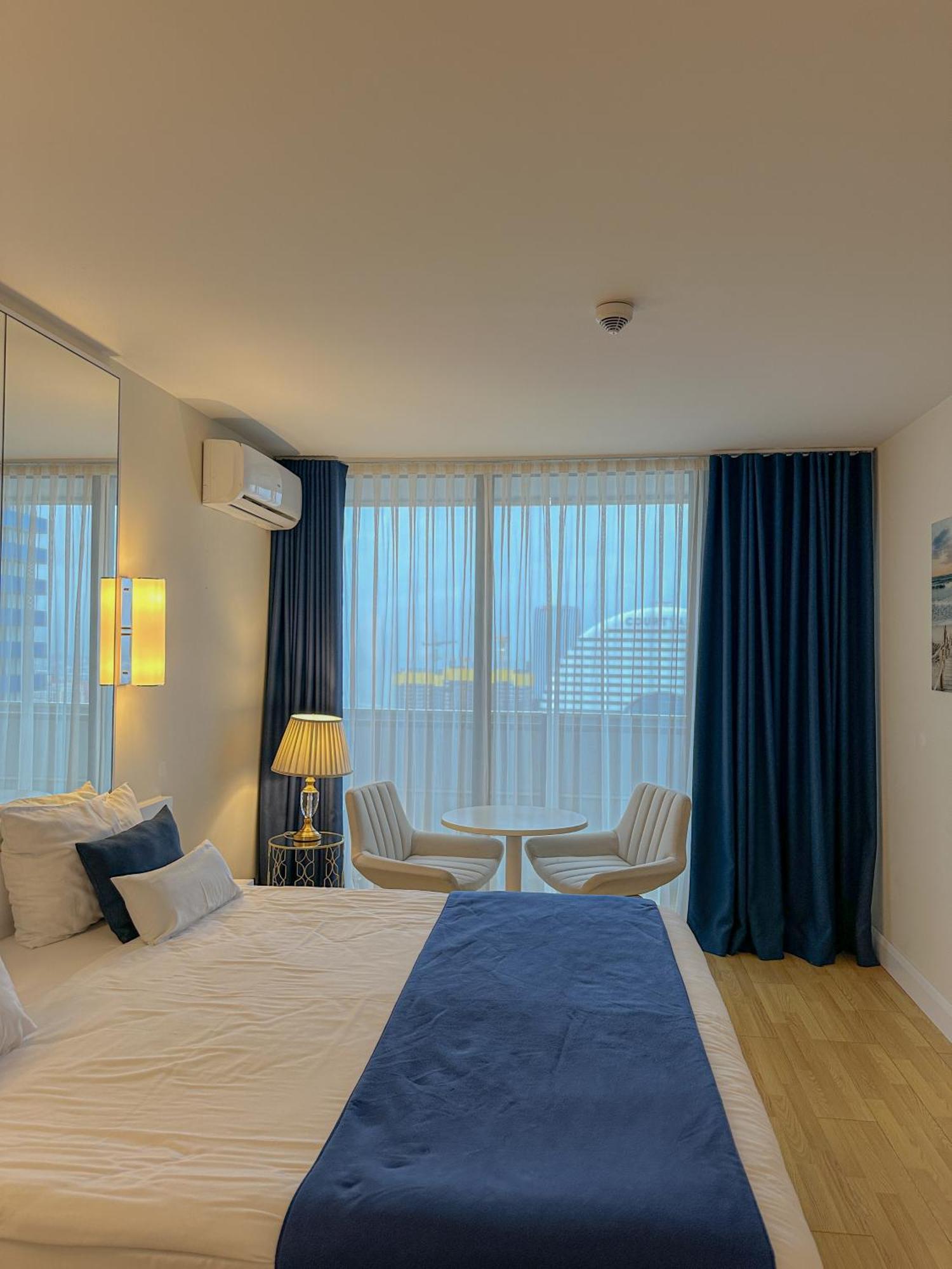 Luxury Batumi Hotel 外观 照片