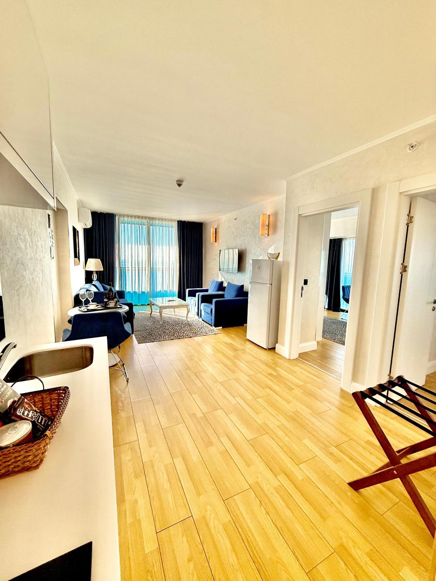 Luxury Batumi Hotel 外观 照片